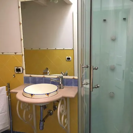 Cantaluna Bed & Breakfast 3*